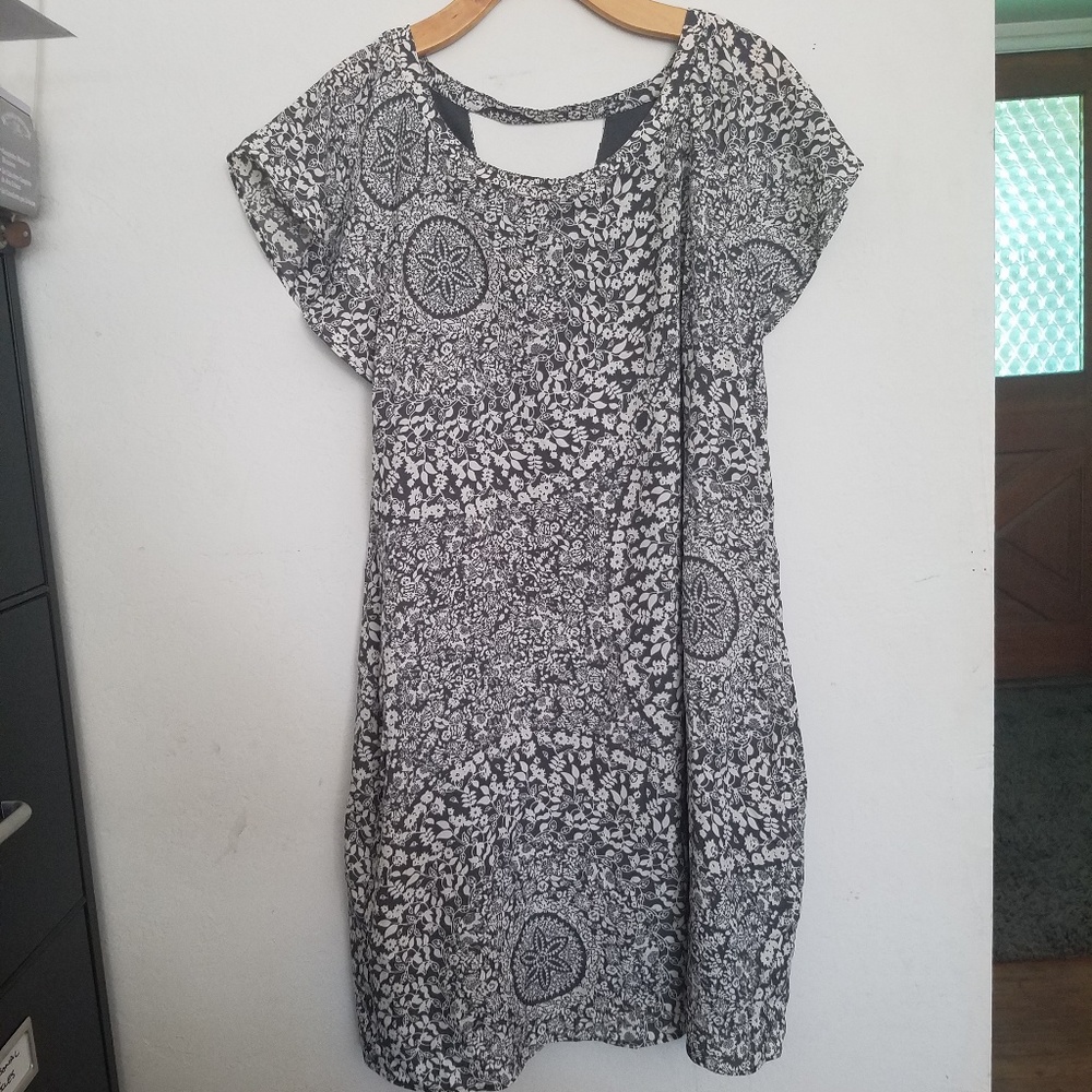 Abercrombie Paisely Shift Dress